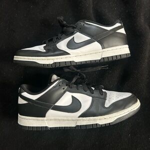 NIKE PANDA DUNKS